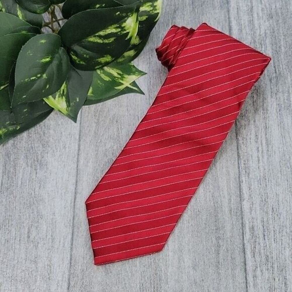 Donald J Trump Signature Collection Red & Silver Metallic Stripe Silk Necktie